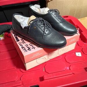 Women's Black Leather Shoes